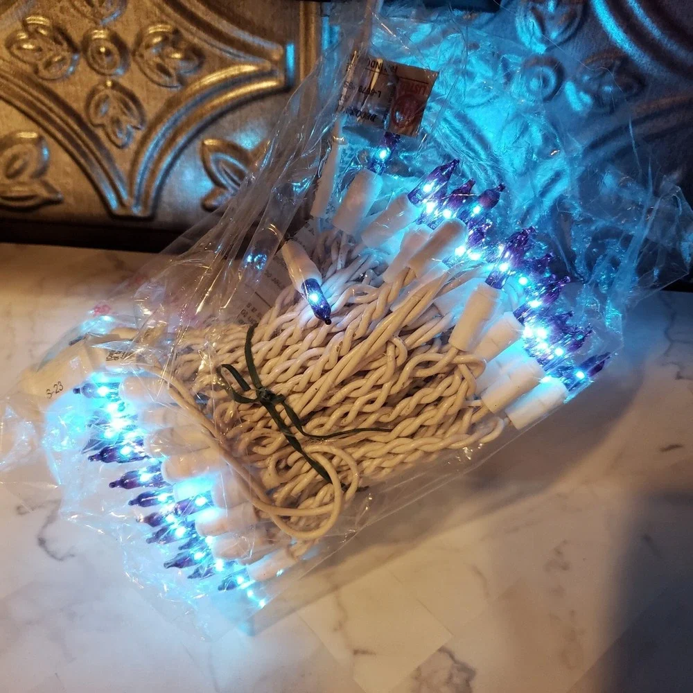 Diamondlite 100‎ Icicle Light Set Blue Lights Christmas Indoor Outdoor 10 ft New